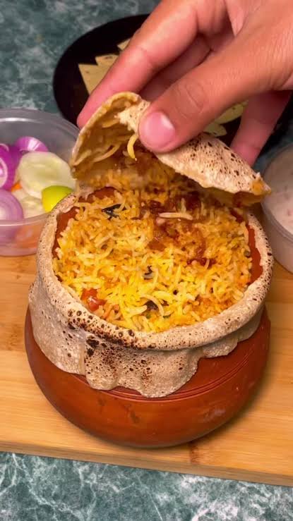 Family Matka Biryani