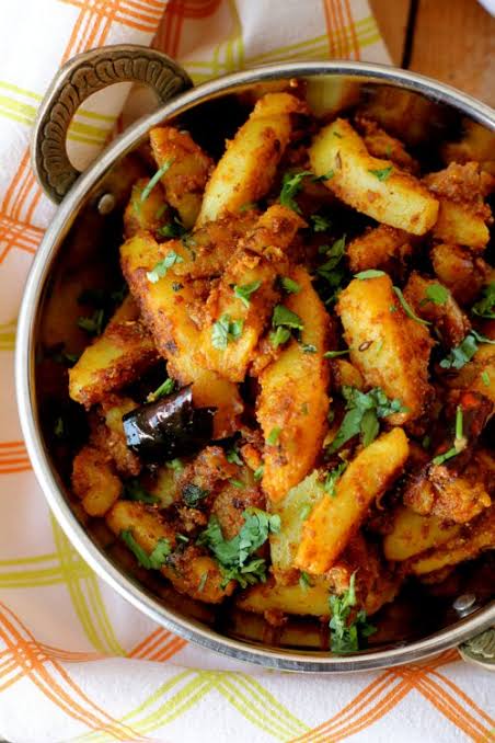 Gurashe Aloo